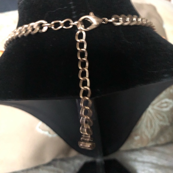 Charm necklace with matching stud earrings - Picture 3 of 3